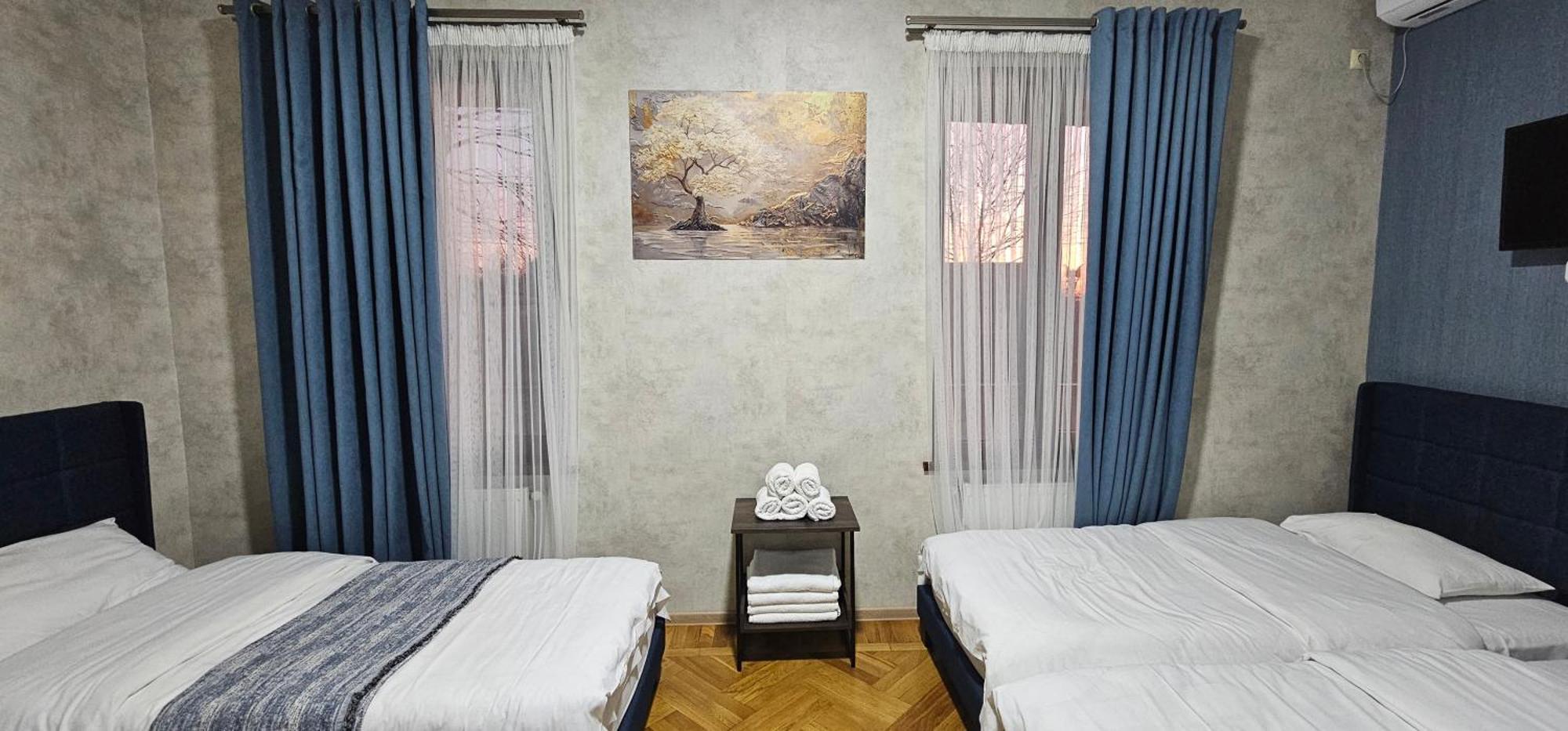 Memory Basket Hotel Koetaisi Buitenkant foto